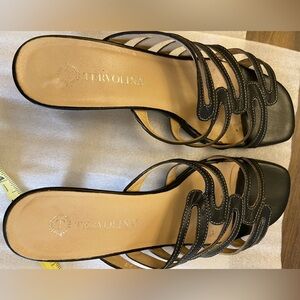 TERVOLINA Black Women's Sandals. Size 9 (runs 8.5) Genuine Leather